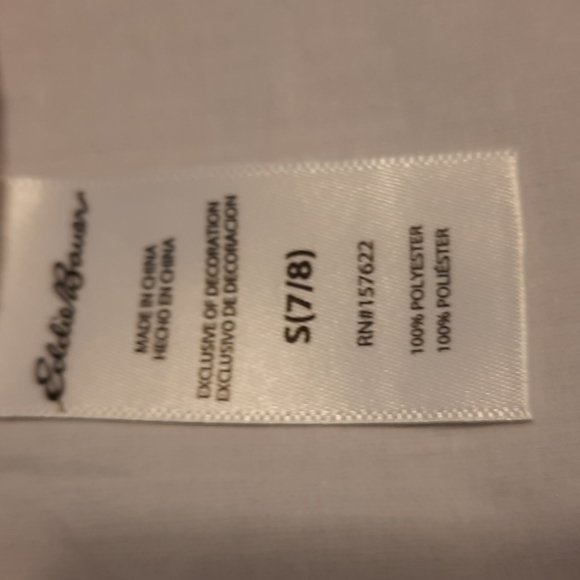 Eddie Bauer t-shirt, kids size 7/8, white stripe. - Picture 3 of 4